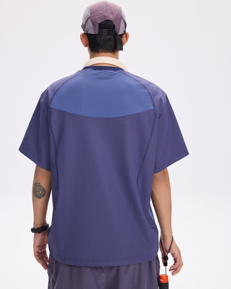 Camiseta esportiva com painel de desempenho
