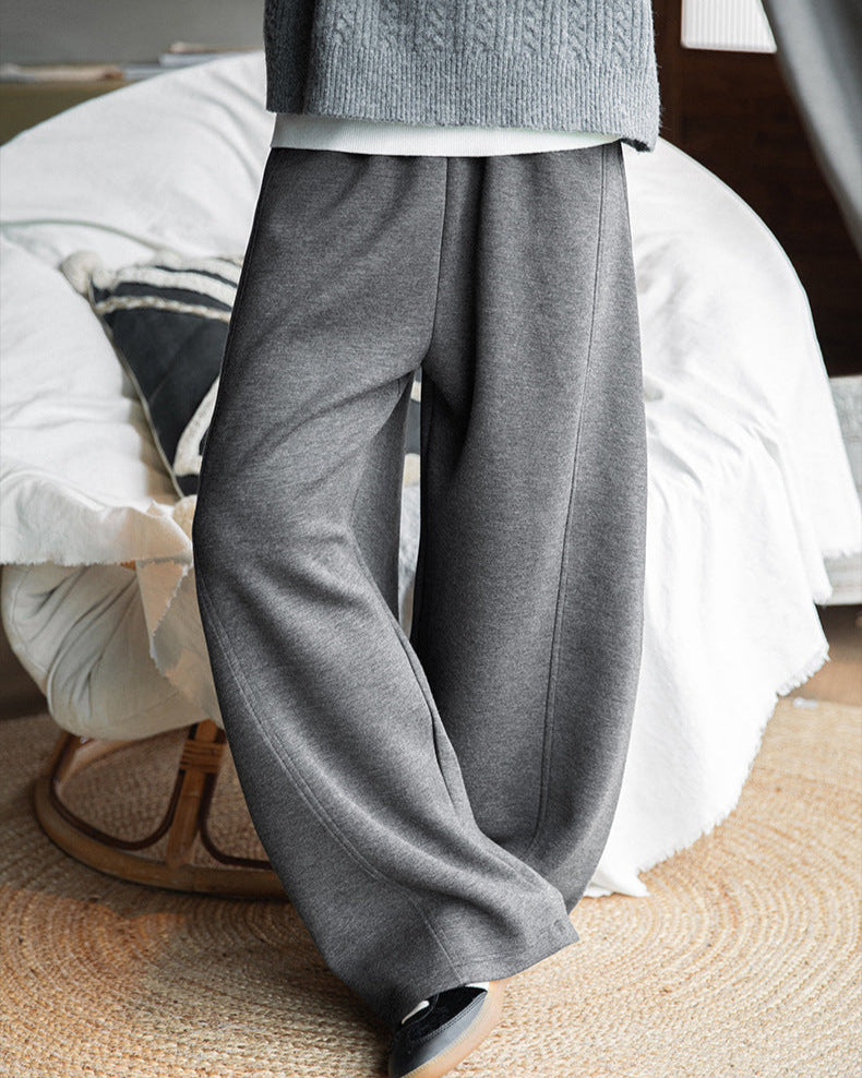Calça de moletom com pernas largas e ajuste relaxado