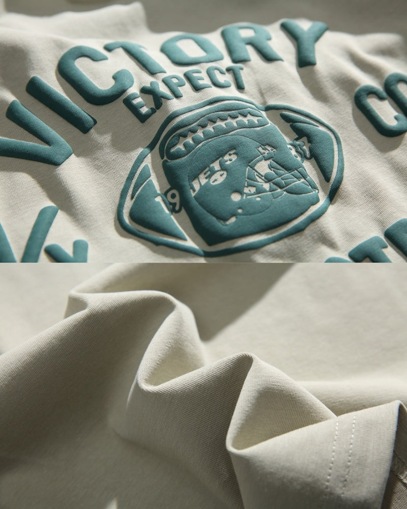 T-shirt com gráfico Victory Football