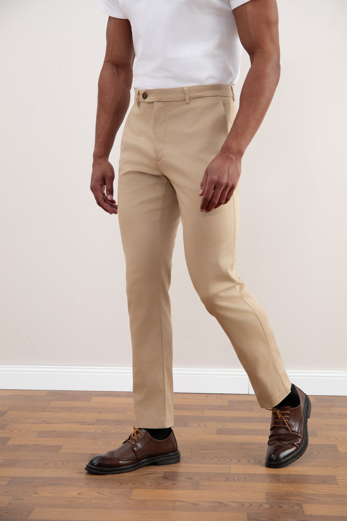 Calças Chino Tan Straight-Fit