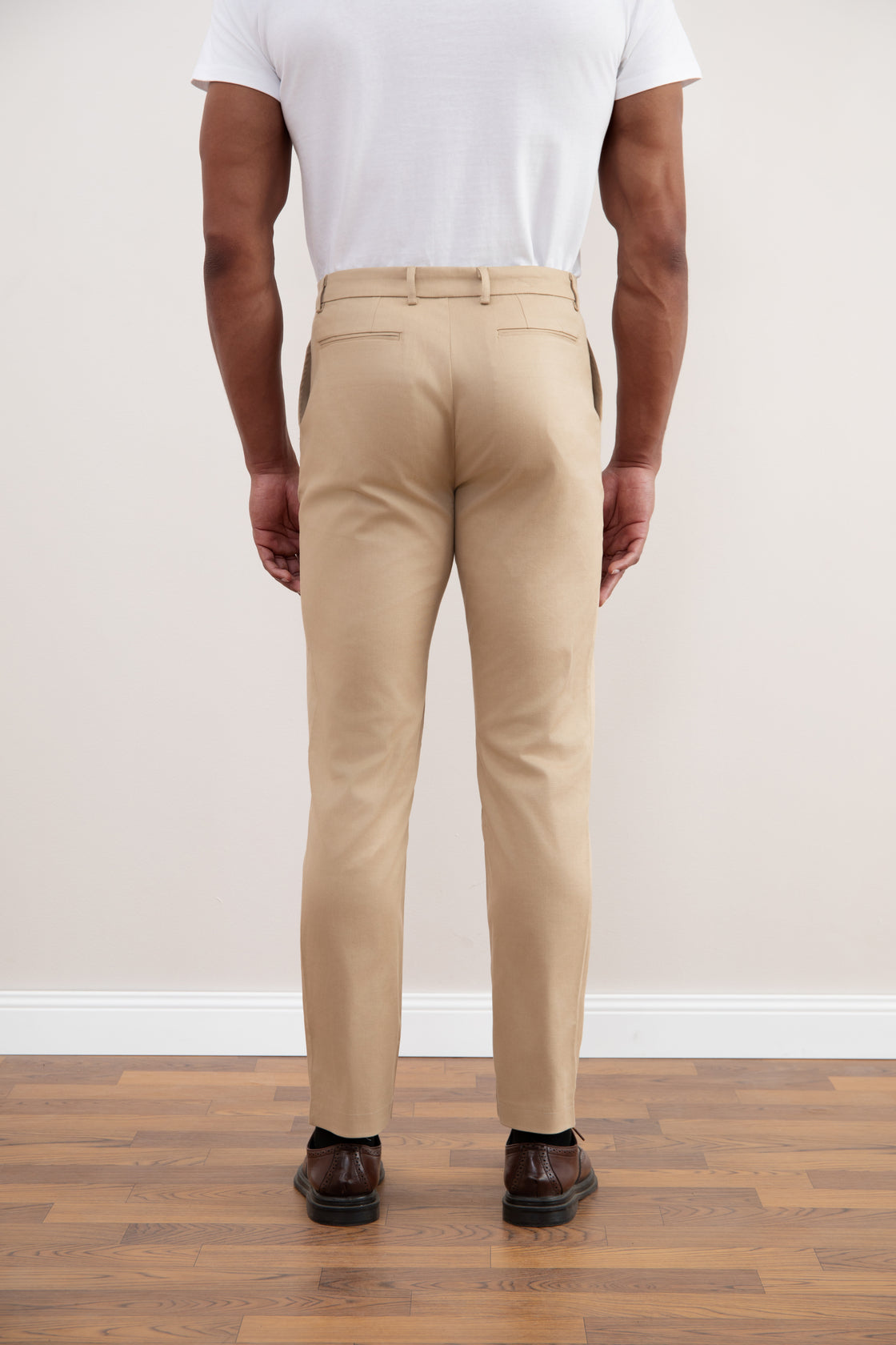 Calças Chino Tan Straight-Fit