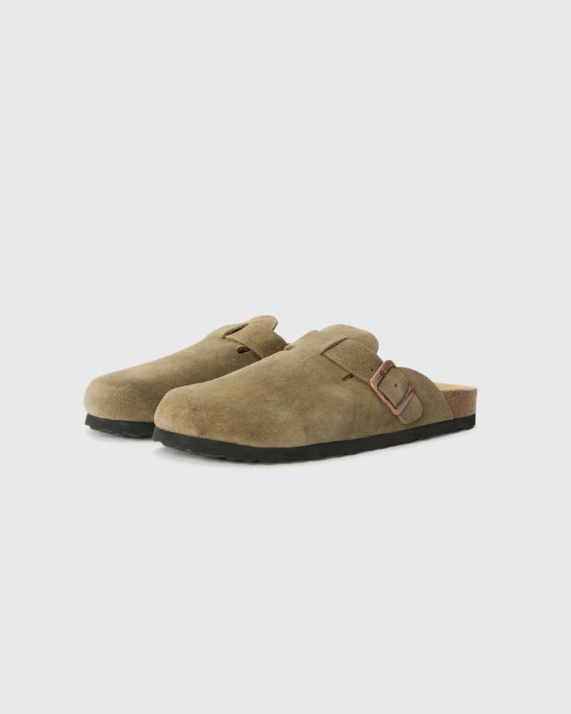 Giày sandal da lộn khóa cài